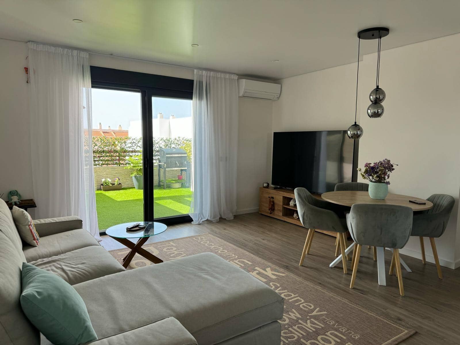 2 makuuhuone Kattohuoneisto myytävänä paikassa Torrevieja mukana uima-altaan 
autotalli - 210 000 € (Ref: 10165216)