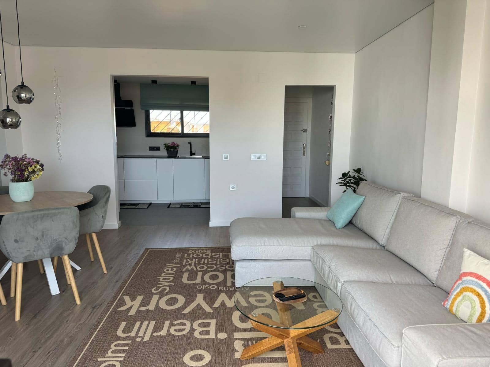 2 makuuhuone Kattohuoneisto myytävänä paikassa Torrevieja mukana uima-altaan 
autotalli - 210 000 € (Ref: 10165216)