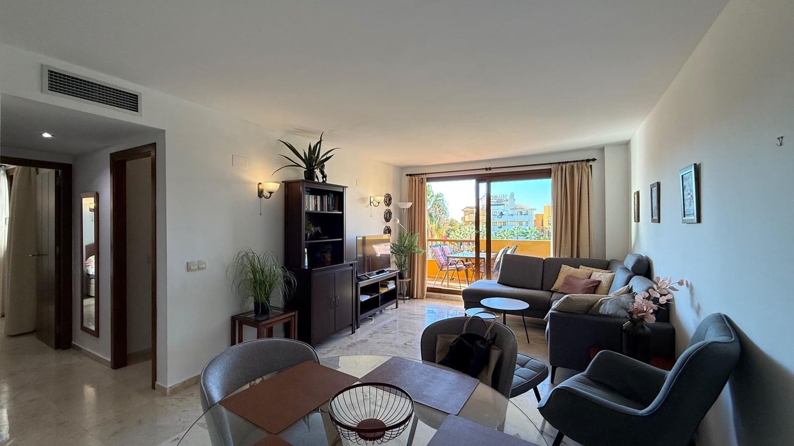 2 soverom Leilighet til salgs i Punta Prima med svømmebasseng garasje - € 325 000 (Ref: 10171935)