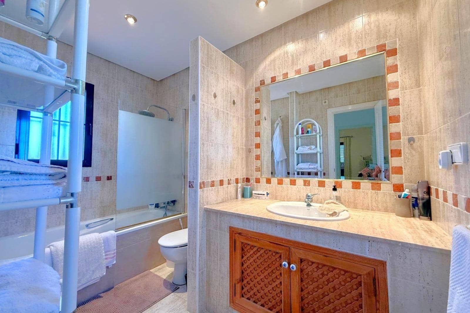 6 sypialnia Willa na sprzedaż w Los Dolses z basenem garażem - 475 000 € (Ref: 10173858)
