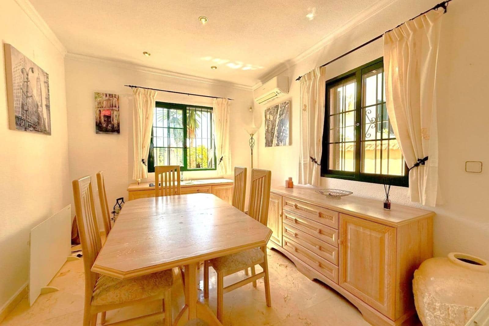 6 sypialnia Willa na sprzedaż w Los Dolses z basenem garażem - 475 000 € (Ref: 10173858)