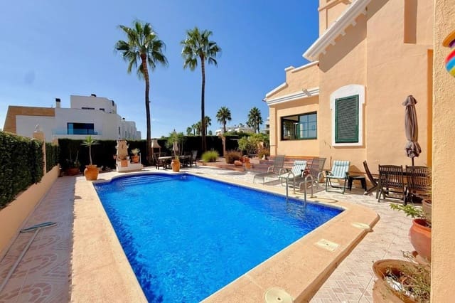 6 sypialnia Willa na sprzedaż w Los Dolses, Orihuela z basenem garażem - 475 000 € (Ref: 10173858)