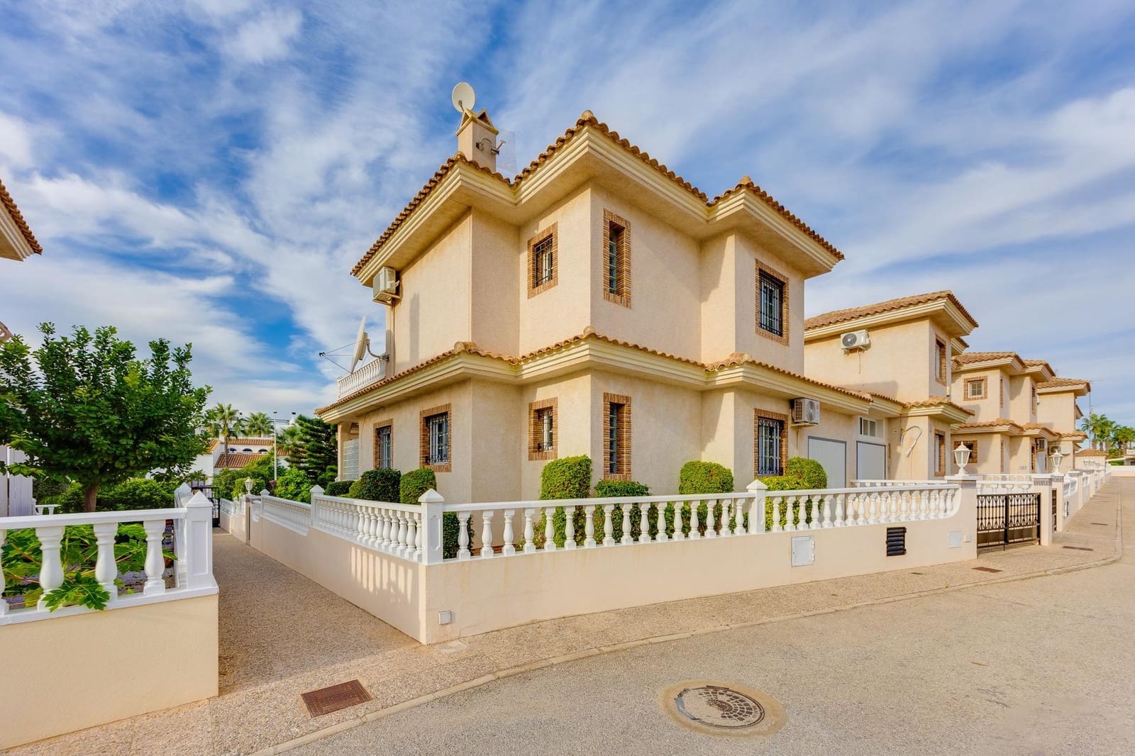 3 soveværelse Villa til salg i Los Dolses med swimmingpool garage - € 365.000 (Ref: 10174697)