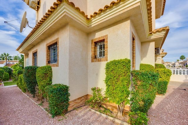 3 soveværelse Villa til salg i Los Dolses, Orihuela med swimmingpool garage - € 365.000 (Ref: 10174697)