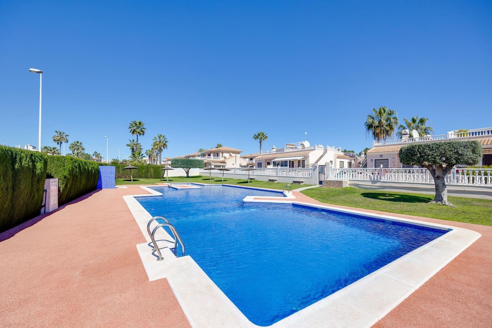 3 soveværelse Villa til salg i Los Dolses med swimmingpool garage - € 365.000 (Ref: 10174697)