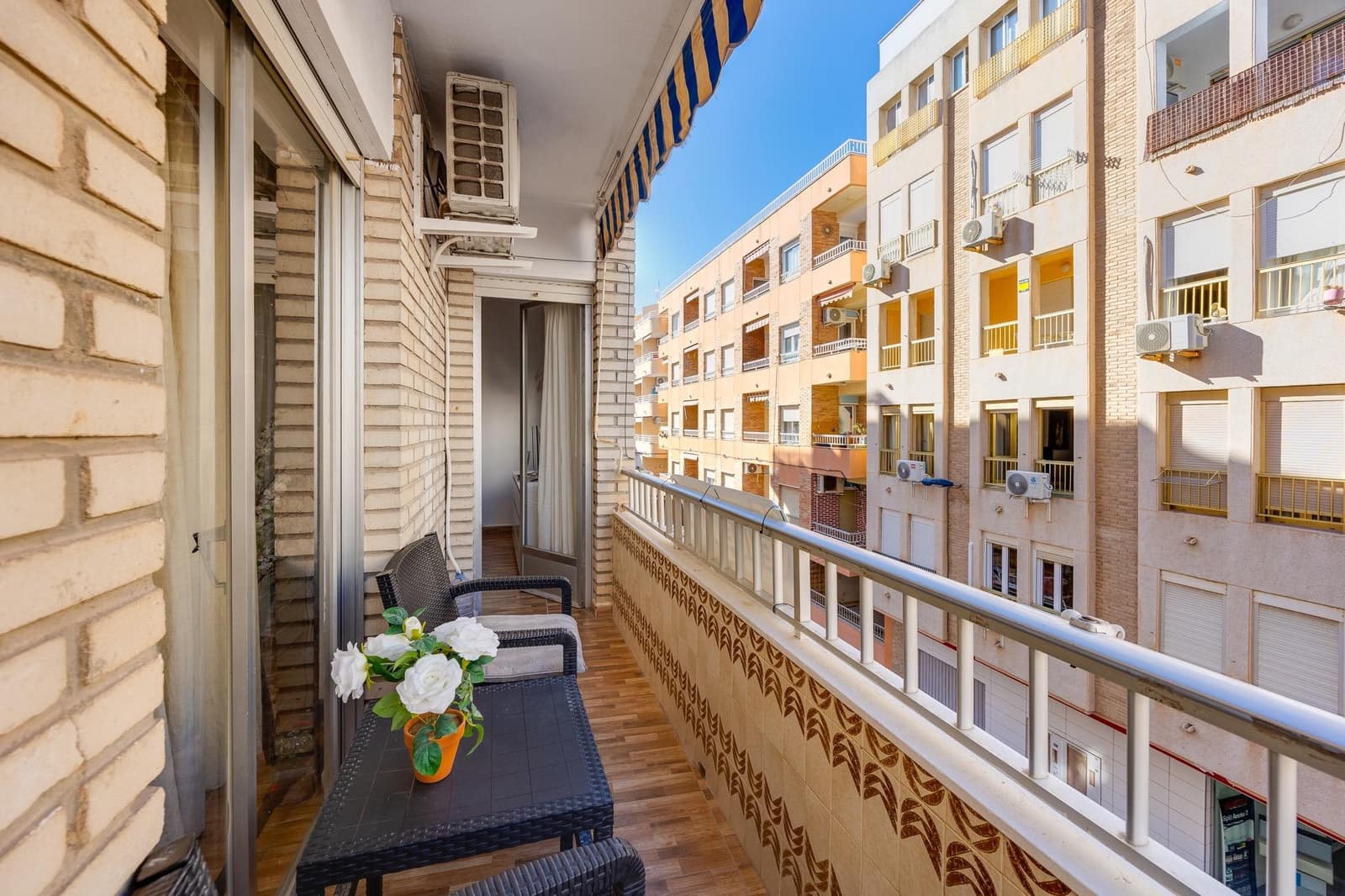 3 makuuhuone Huoneisto myytävänä paikassa Torrevieja - 180 000 € (Ref: 10180818)
