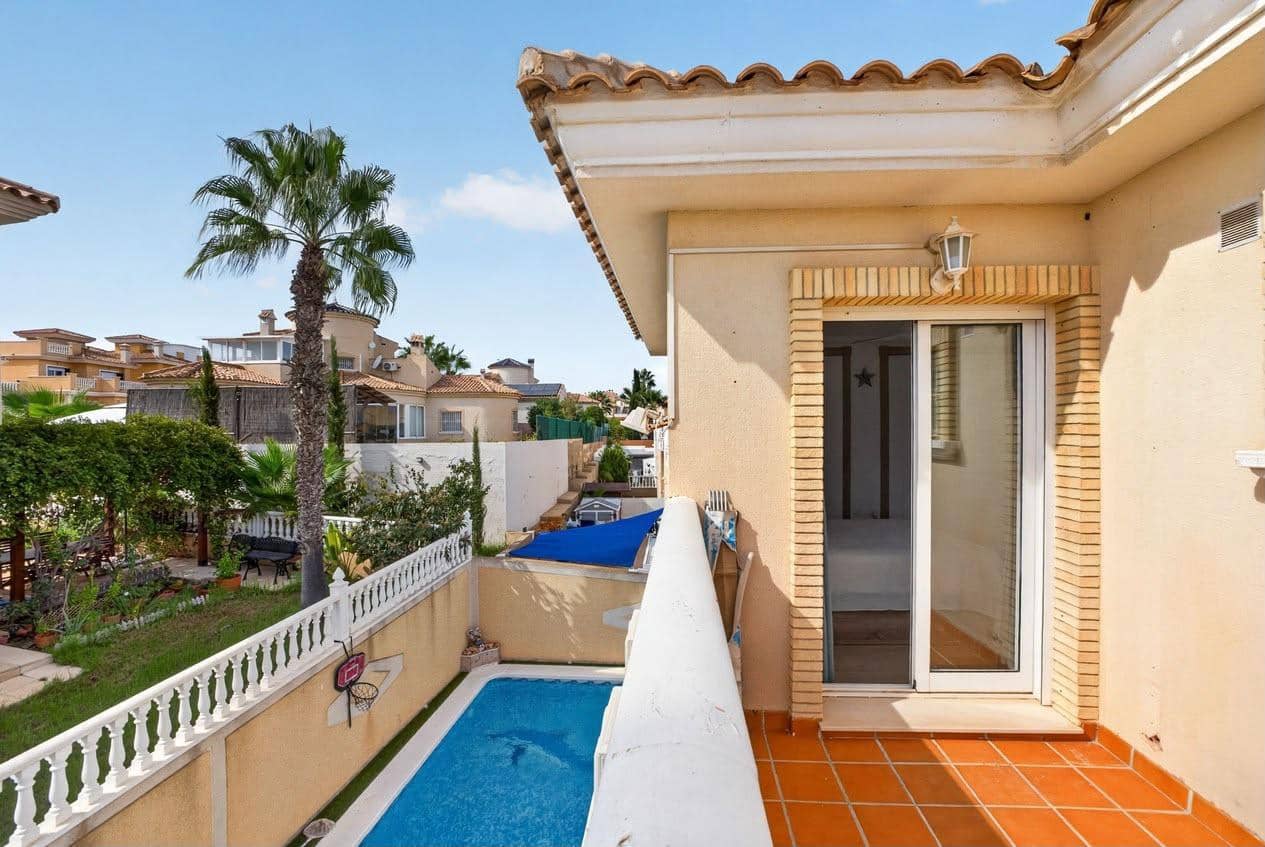 5 slaapkamer Villa te koop in Filipinas met zwembad - € 425.000 (Ref: 10187297)
