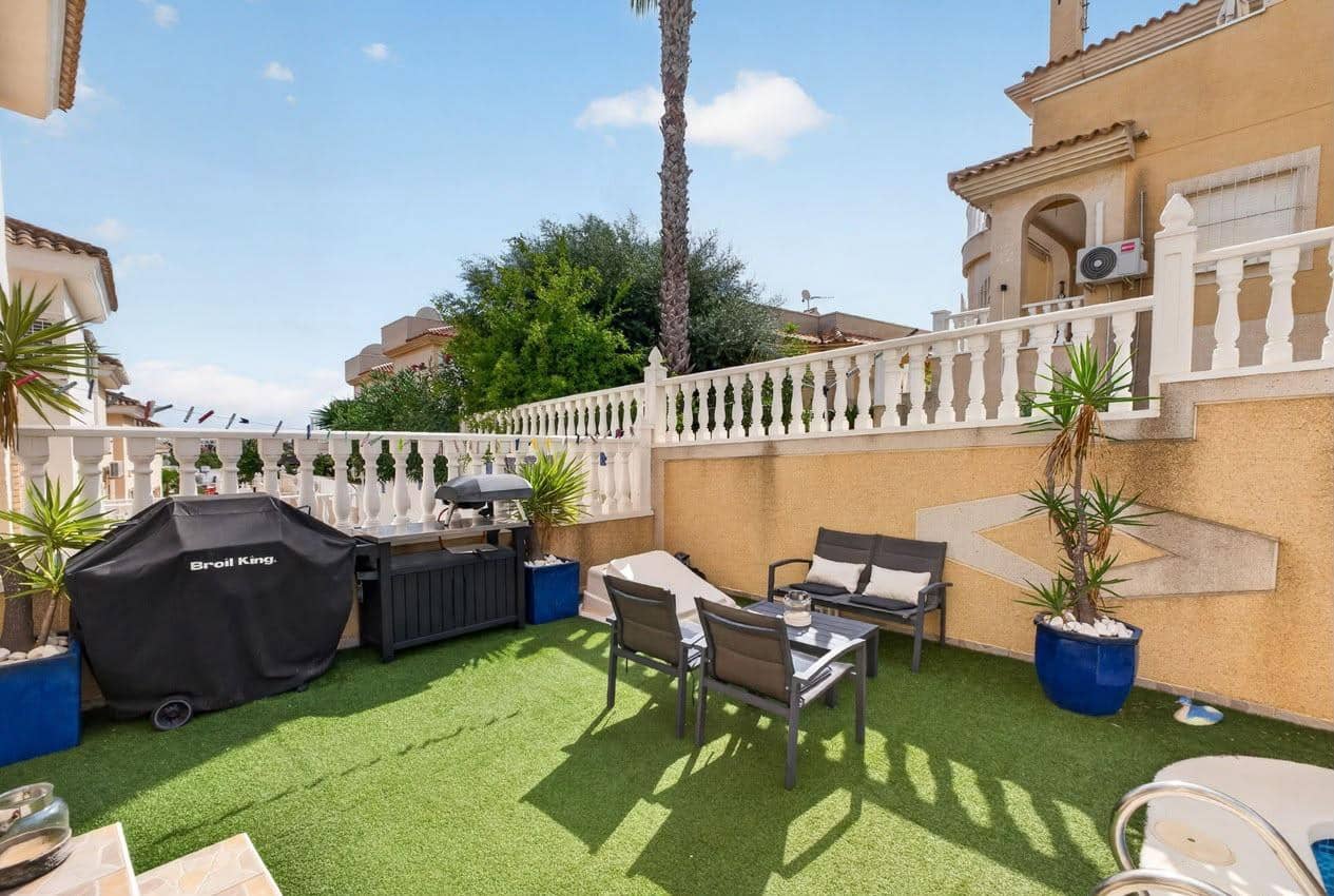 5 slaapkamer Villa te koop in Filipinas met zwembad - € 425.000 (Ref: 10187297)