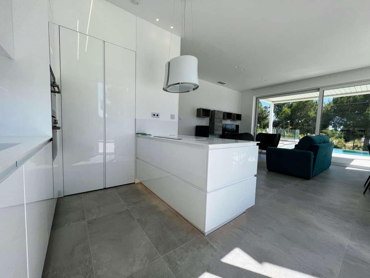 3 slaapkamer Villa te koop in Las Colinas Golf met zwembad garage - € 695.000 (Ref: 7404716)