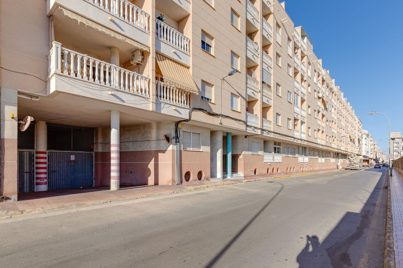 2 bedroom Apartment for sale in Antonio Machado, Torrevieja with pool