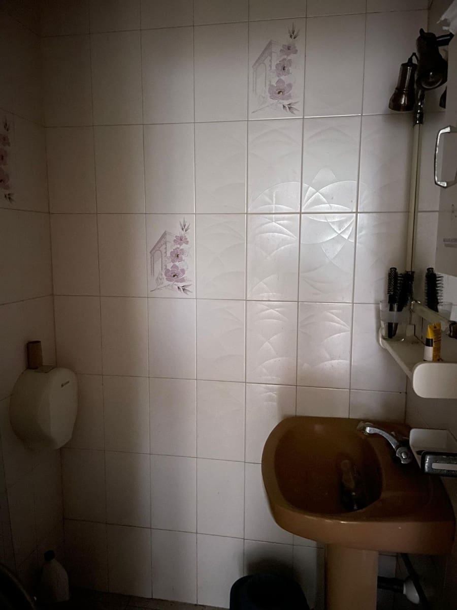 Commerciale in vendita in Torrevieja - 125.000 € (Rif: 8178257)