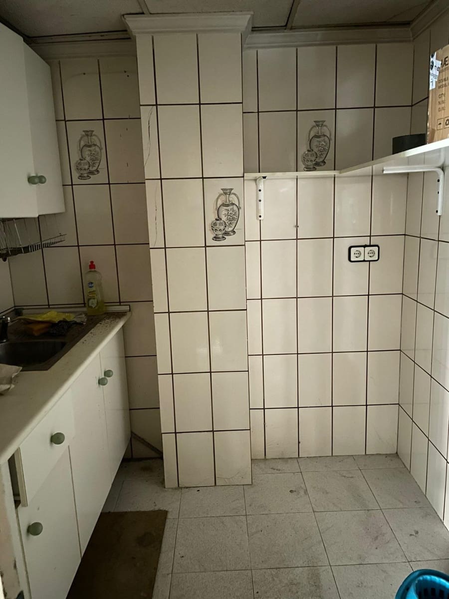 Commerciale in vendita in Torrevieja - 125.000 € (Rif: 8178257)