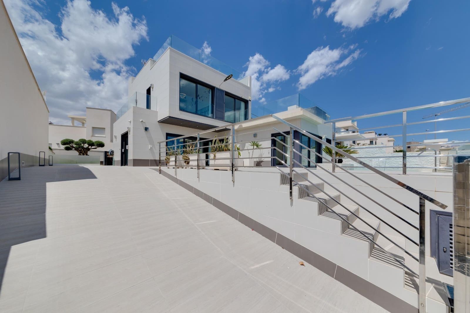 5 camera da letto Villa in vendita in San Miguel de Salinas con piscina - 849.000 € (Rif: 8306332)