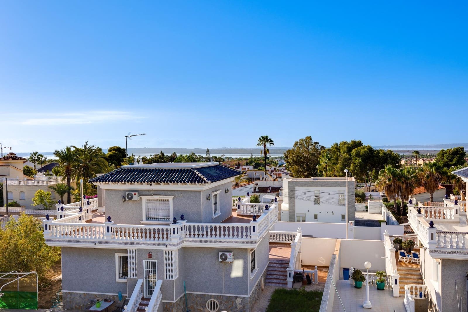 5 soveværelse Villa til salg i Ciudad Quesada med swimmingpool - € 549.000 (Ref: 8565157)