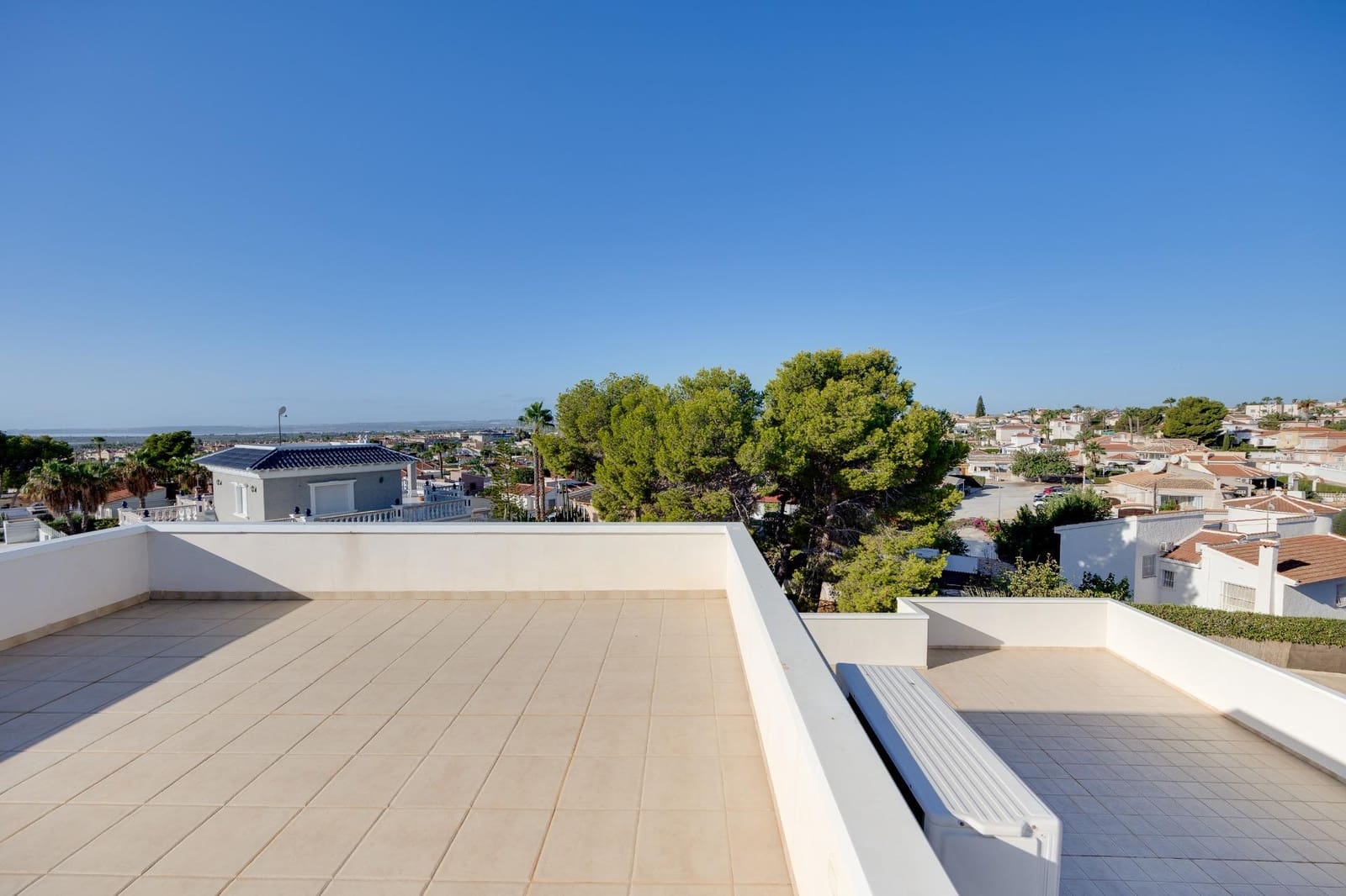 5 soveværelse Villa til salg i Ciudad Quesada med swimmingpool - € 549.000 (Ref: 8565157)