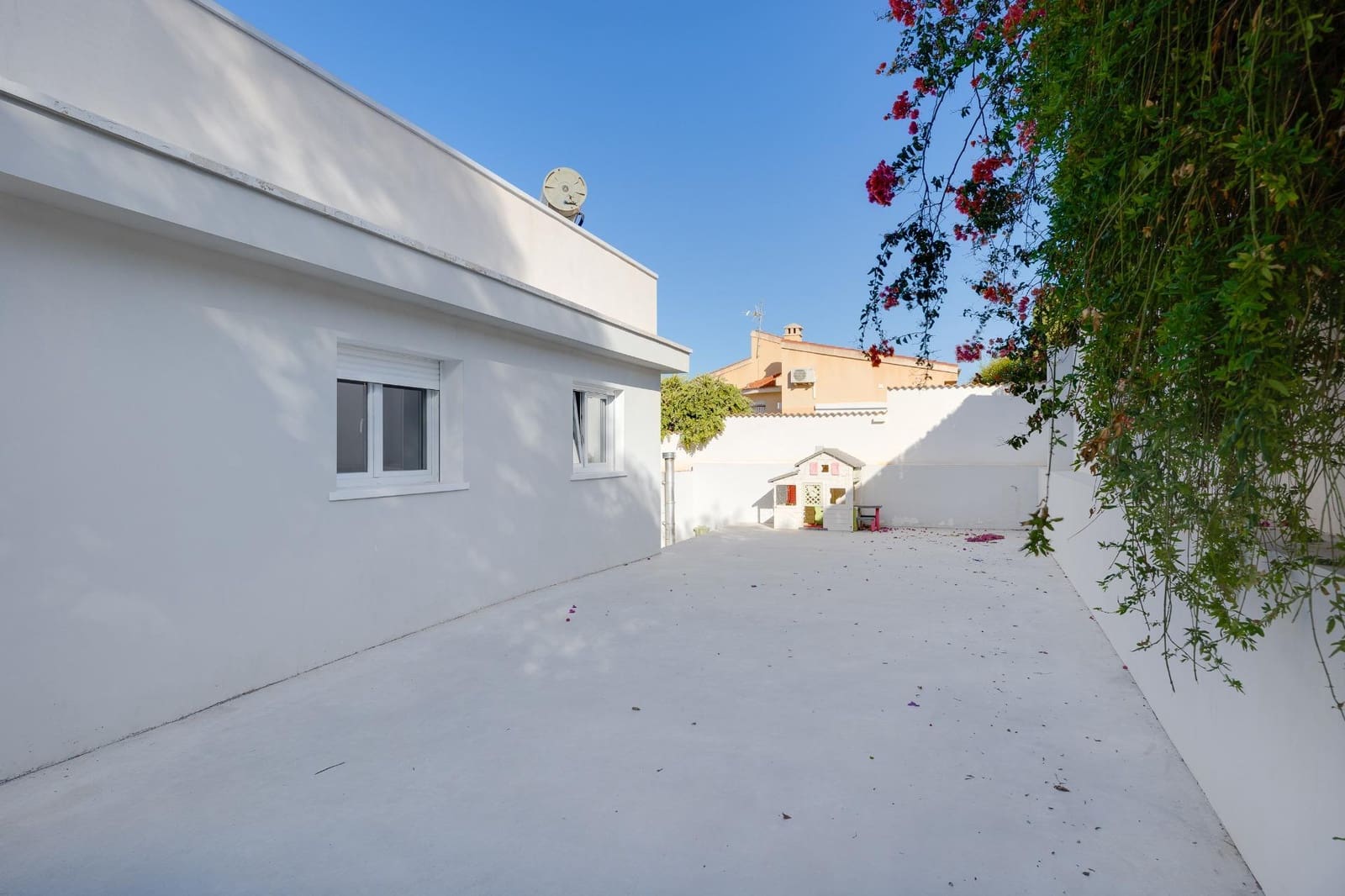 5 soveværelse Villa til salg i Ciudad Quesada med swimmingpool - € 549.000 (Ref: 8565157)