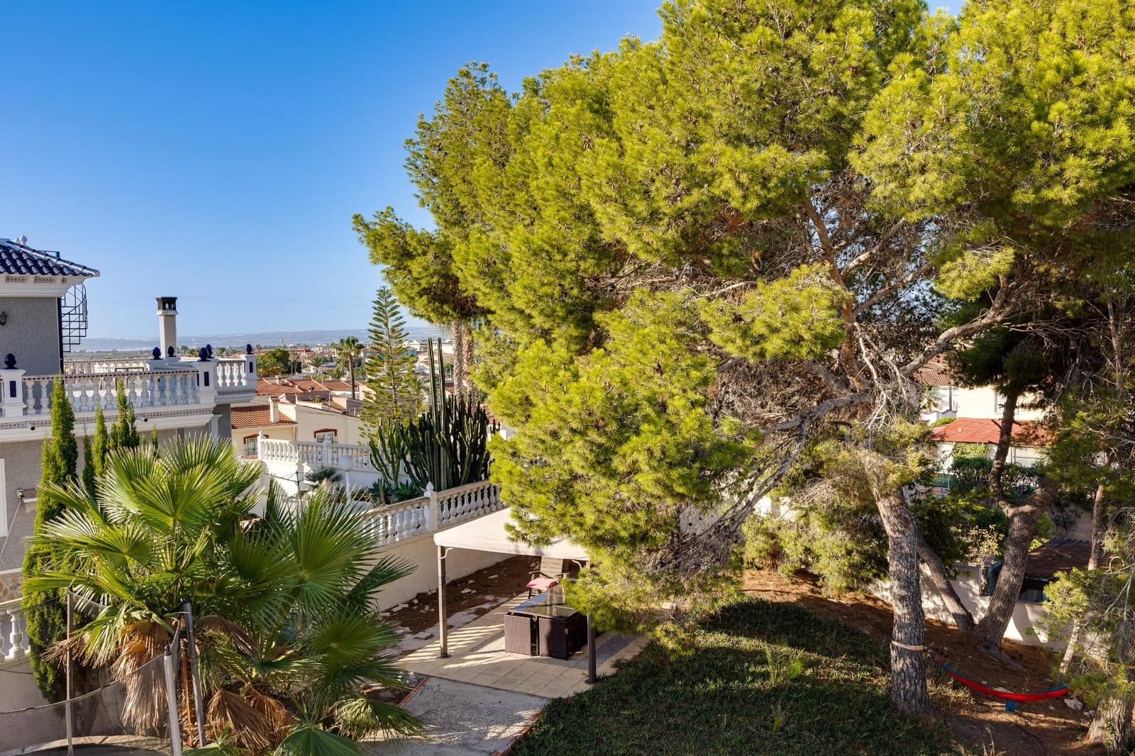 5 soveværelse Villa til salg i Ciudad Quesada med swimmingpool - € 549.000 (Ref: 8565157)