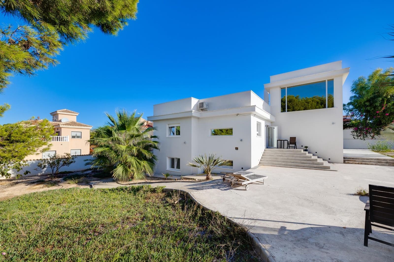 5 soveværelse Villa til salg i Ciudad Quesada med swimmingpool - € 549.000 (Ref: 8565157)