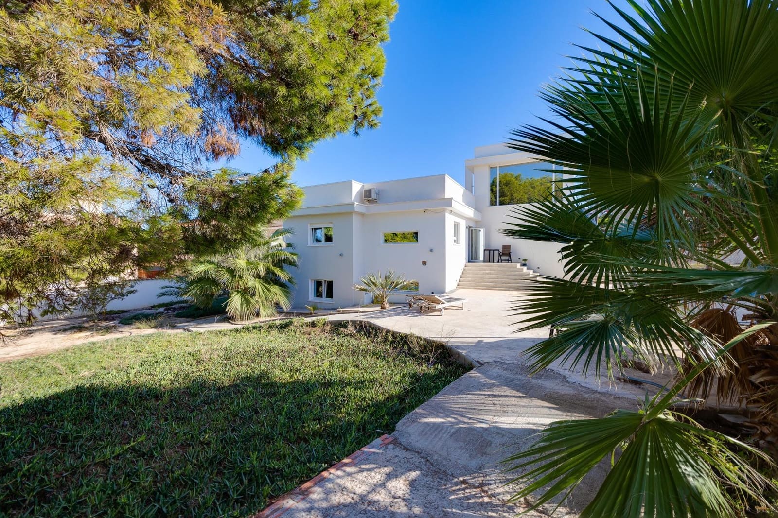 5 soveværelse Villa til salg i Ciudad Quesada med swimmingpool - € 549.000 (Ref: 8565157)