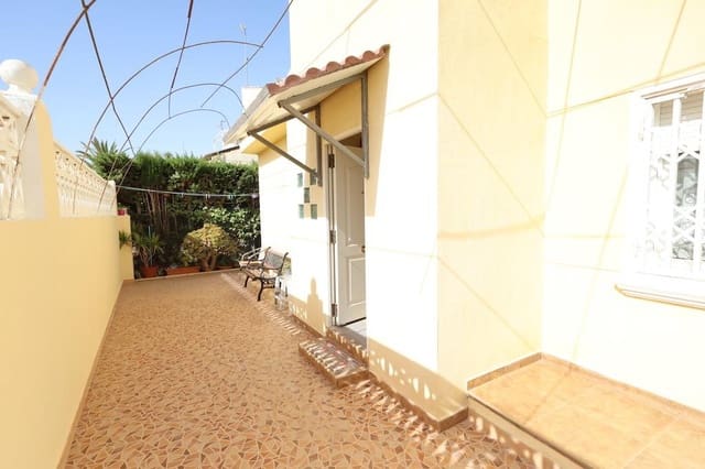 4 camera da letto Villa in vendita in Playa Flamenca, Orihuela con piscina garage - 650.000 € (Rif: 8617337)