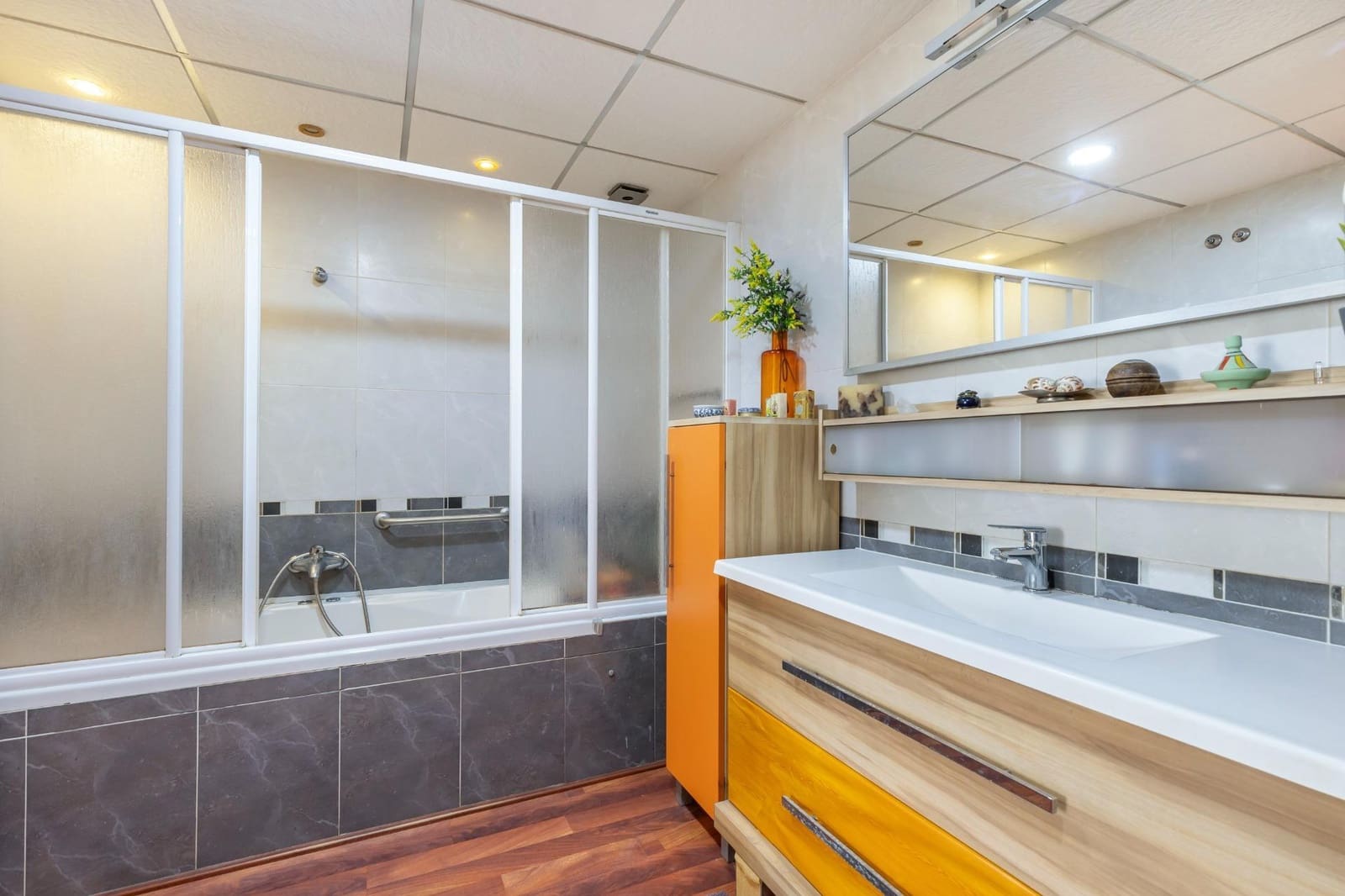 4 quarto Moradia Geminada para venda em Aguas Nuevas com piscina garagem - 479 000 € (Ref: 8720171)