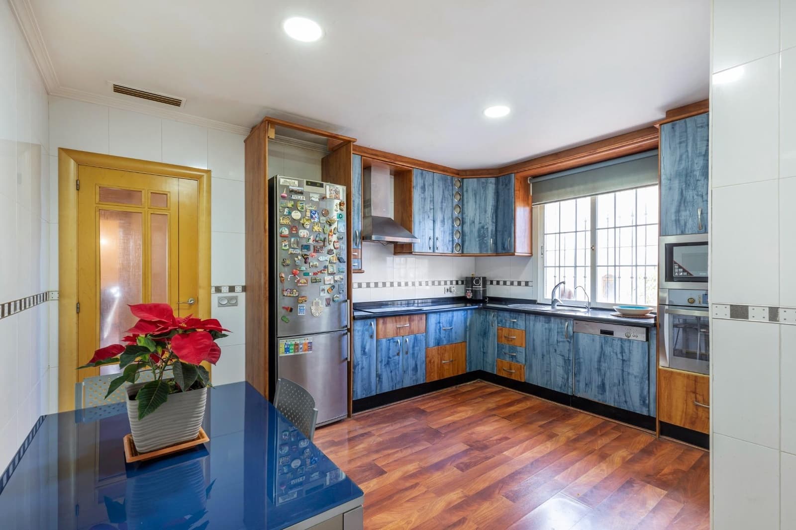 4 quarto Moradia Geminada para venda em Aguas Nuevas com piscina garagem - 479 000 € (Ref: 8720171)