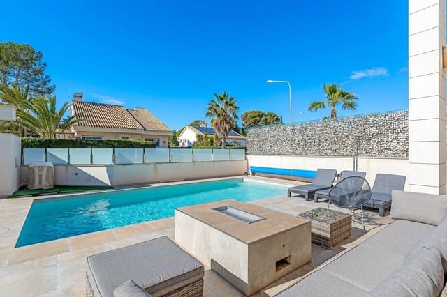 6 soverom Villa til salgs i Villamartín - Las Filipinas, Orihuela med svømmebasseng garasje - € 780 000 (Ref: 8793648)