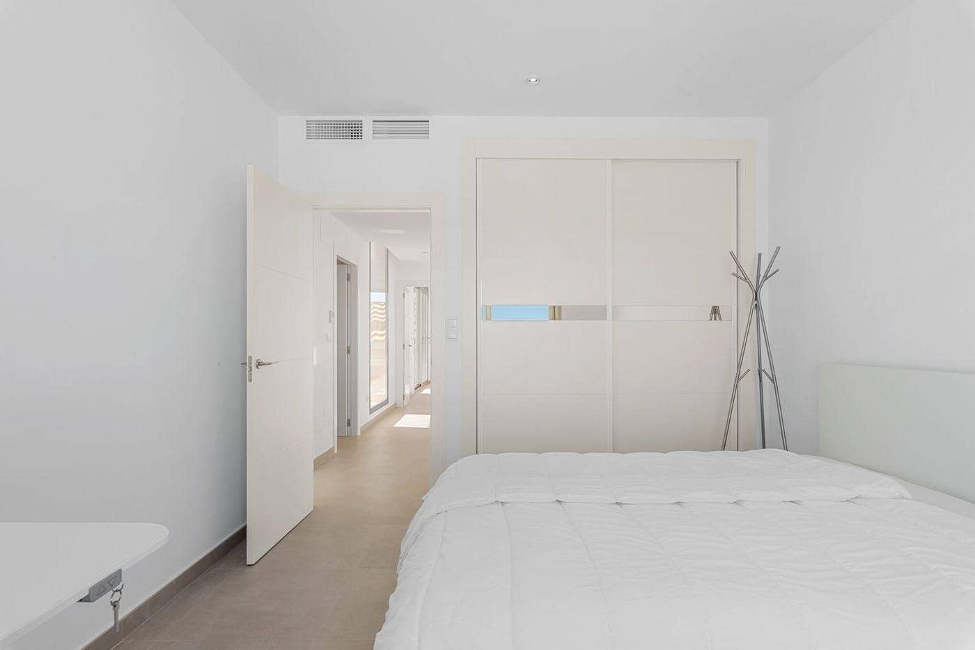 6 bedroom Villa for sale in Orihuela Costa with pool garage - € 780,000 (Ref: 8793648)