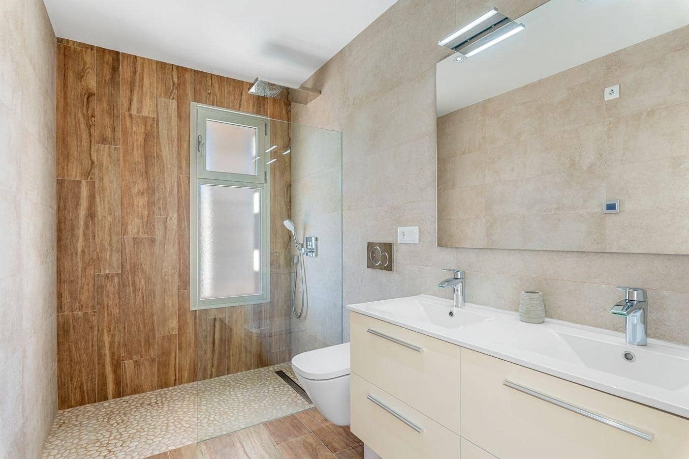 6 bedroom Villa for sale in Orihuela Costa with pool garage - € 780,000 (Ref: 8793648)