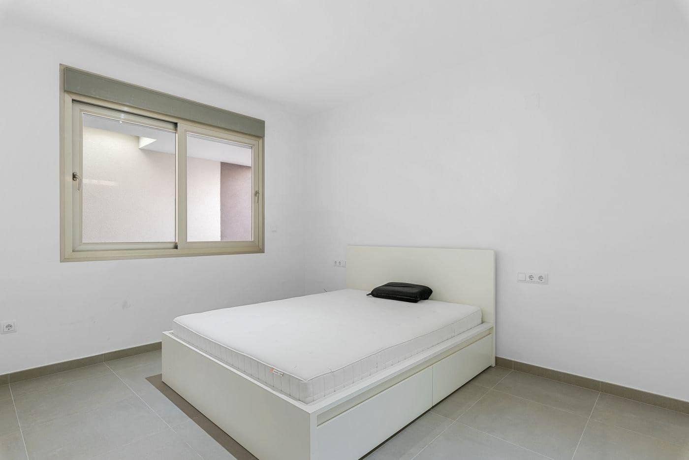 6 bedroom Villa for sale in Orihuela Costa with pool garage - € 780,000 (Ref: 8793648)