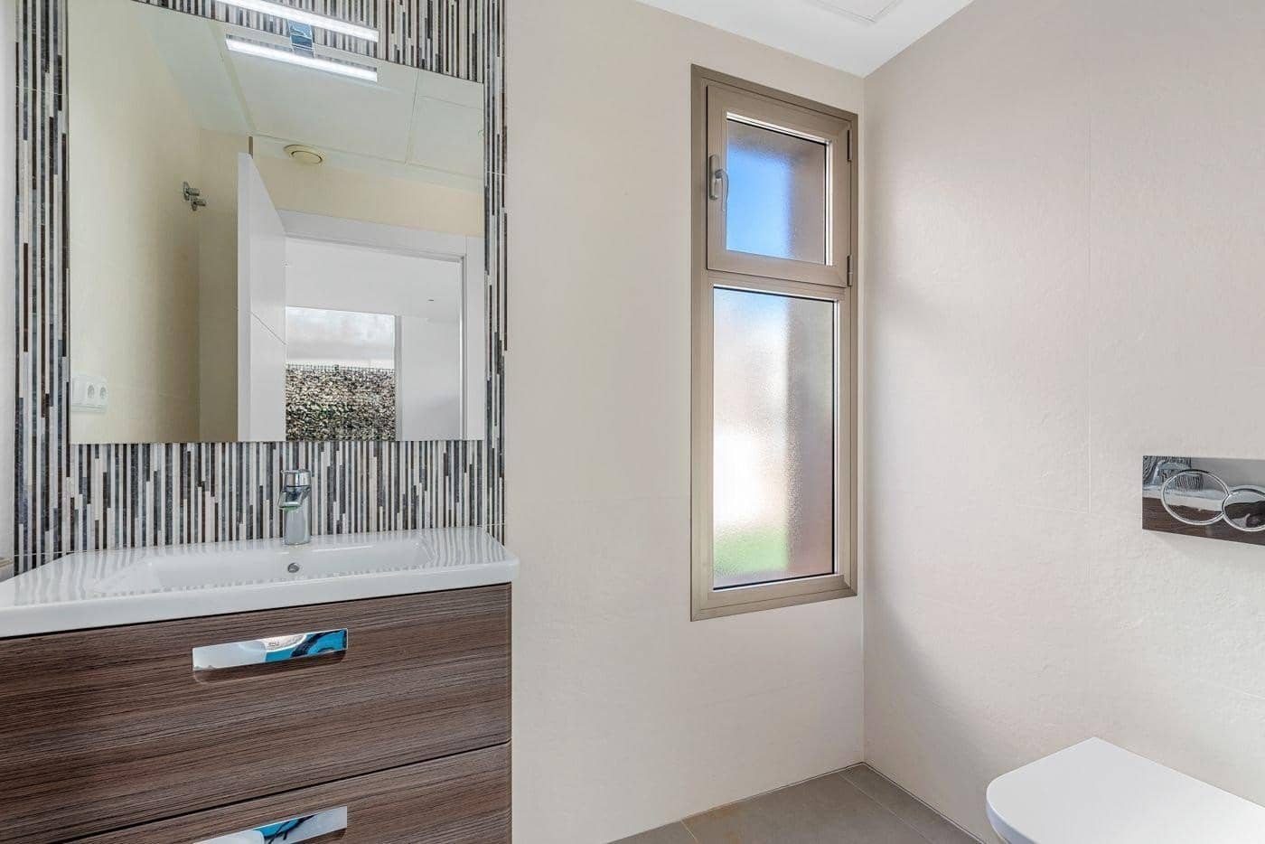 6 bedroom Villa for sale in Orihuela Costa with pool garage - € 780,000 (Ref: 8793648)