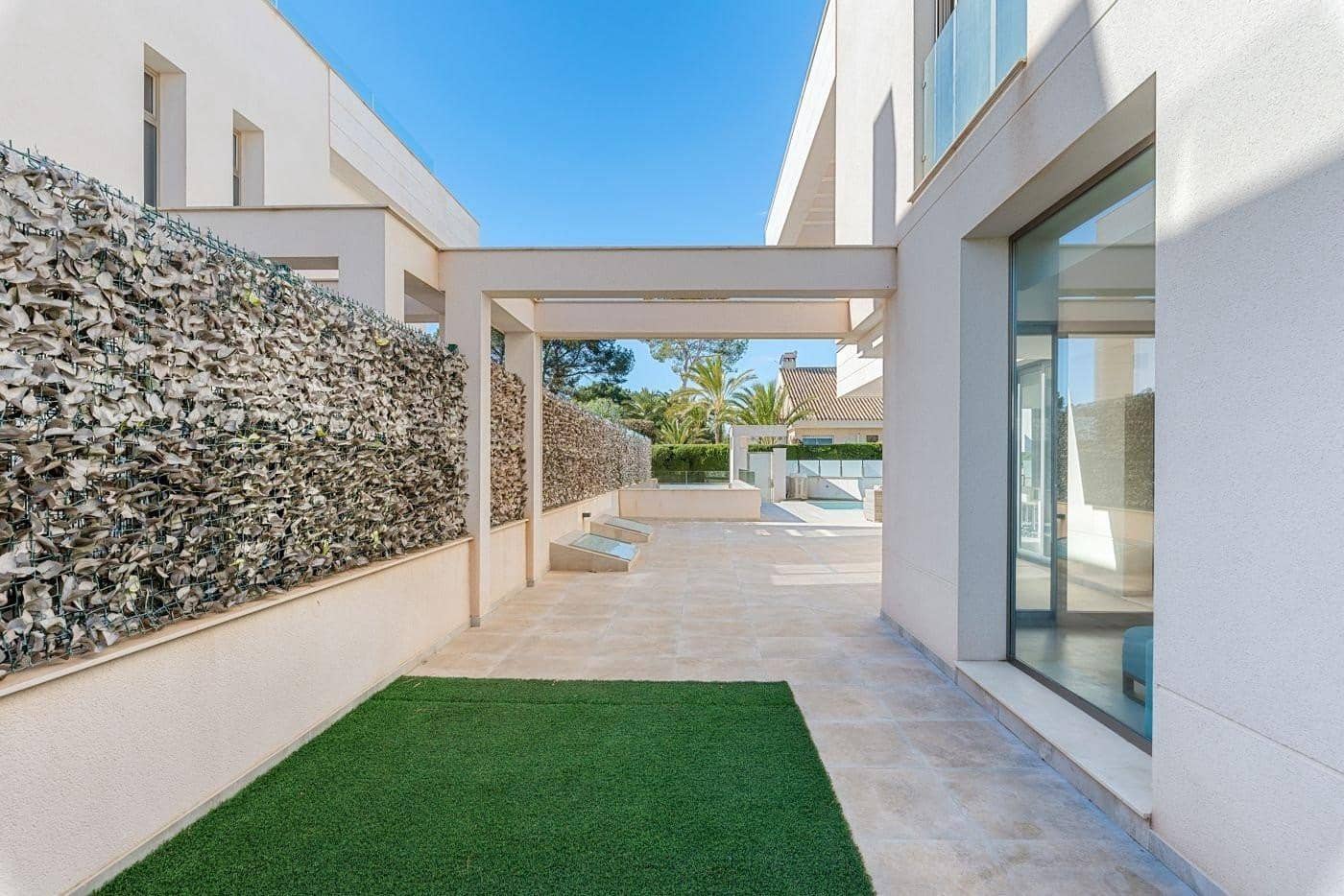 6 bedroom Villa for sale in Orihuela Costa with pool garage - € 780,000 (Ref: 8793648)