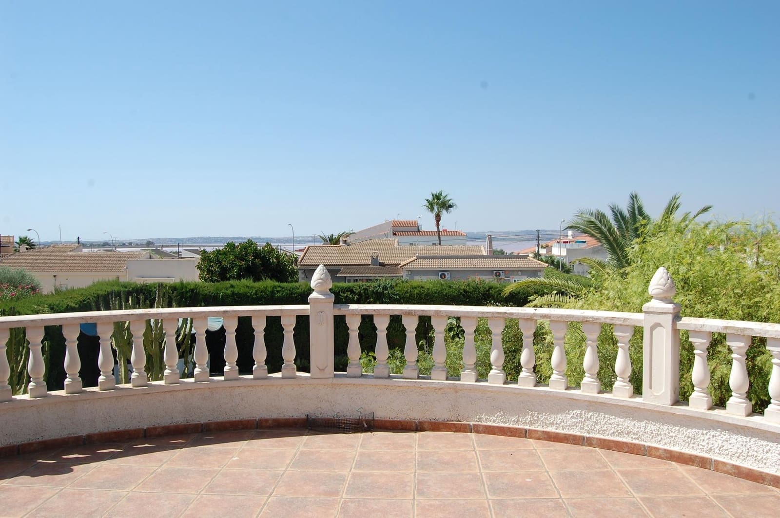 3 bedroom Villa for sale in San Luis with pool - € 429,900 (Ref: 8815865)