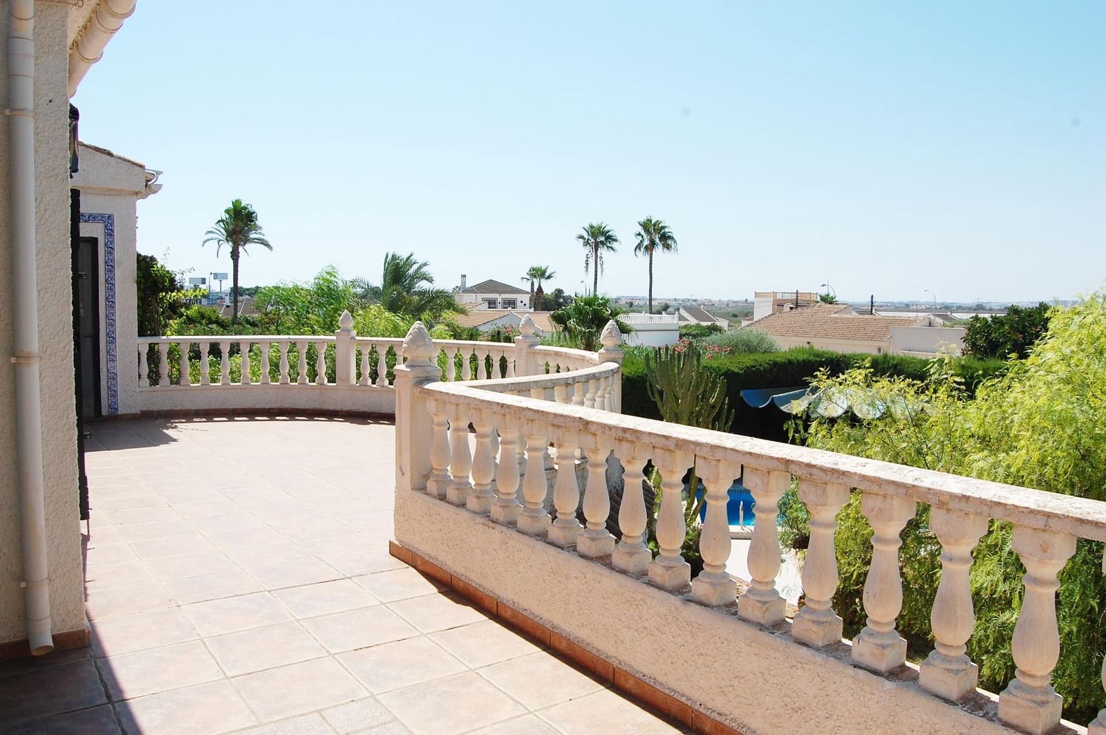 3 bedroom Villa for sale in San Luis with pool - € 429,900 (Ref: 8815865)