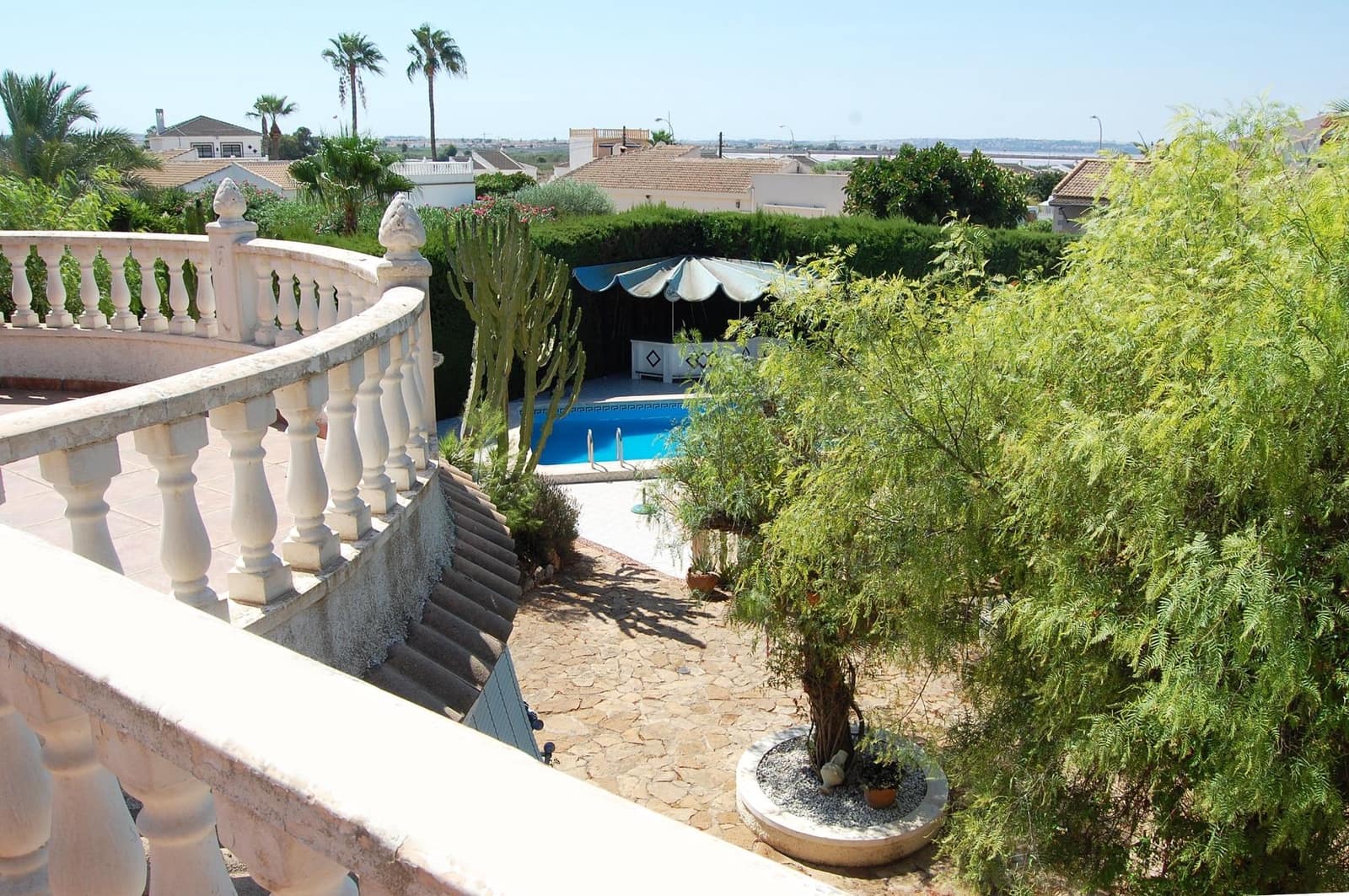 3 bedroom Villa for sale in San Luis with pool - € 429,900 (Ref: 8815865)