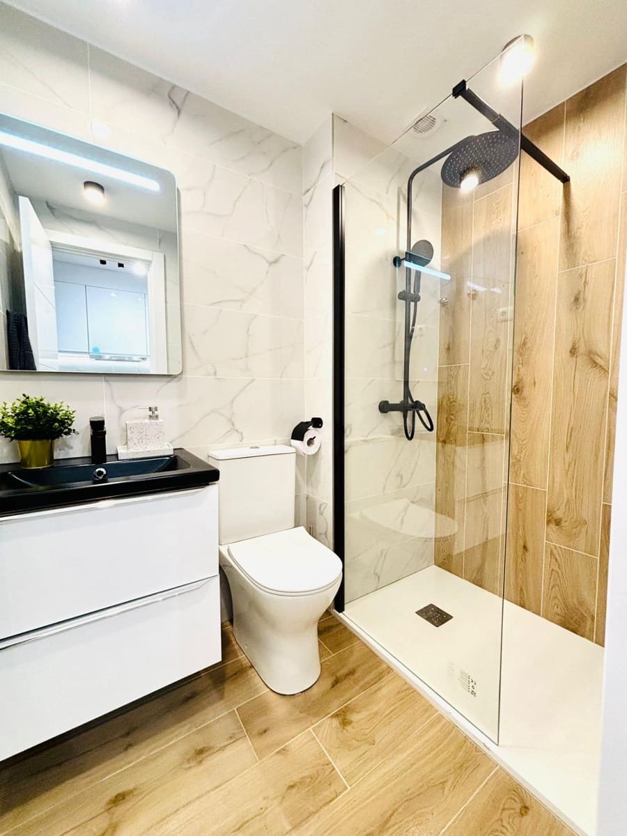 3 sovrum Radhus till salu i Torrevieja med pool - 249 000 € (Ref: 8836650)