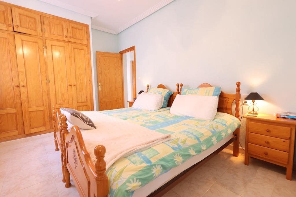 3 camera da letto Villa in vendita in Torrevieja con piscina garage - 269.000 € (Rif: 8849274)