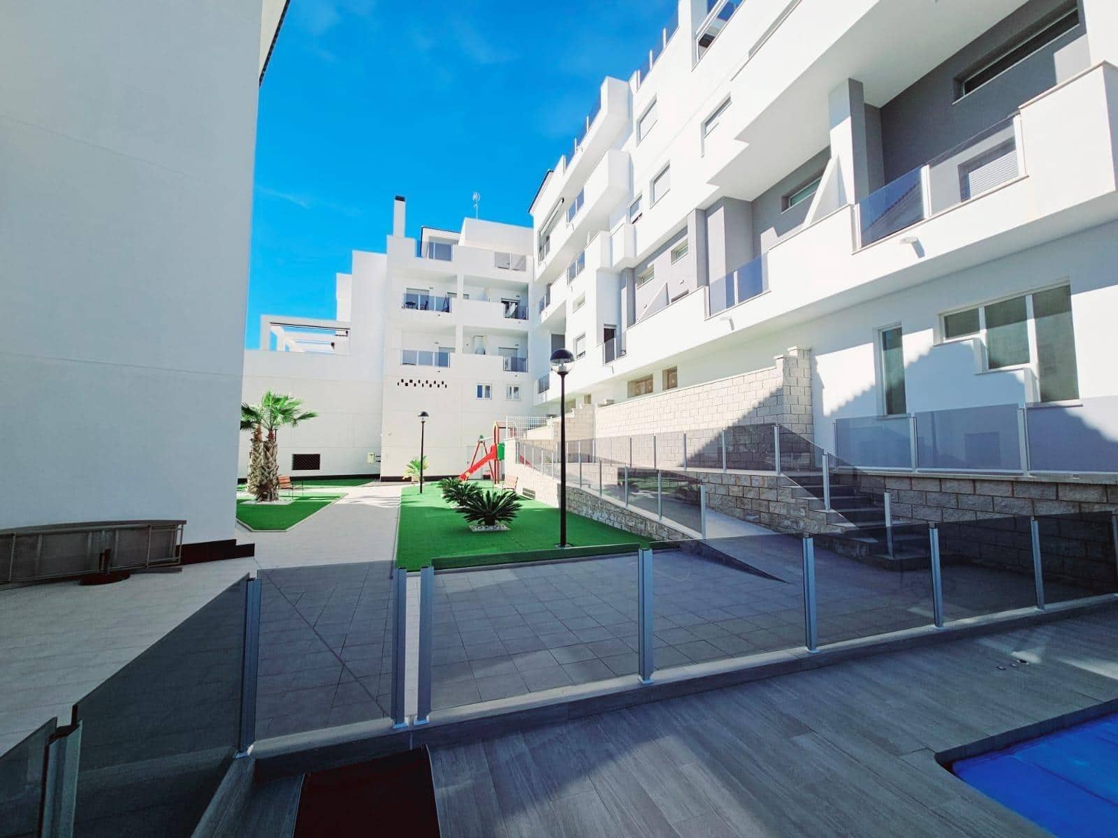 2 makuuhuone Huoneisto myytävänä paikassa Filipinas mukana uima-altaan 
autotalli - 215 000 € (Ref: 8869842)