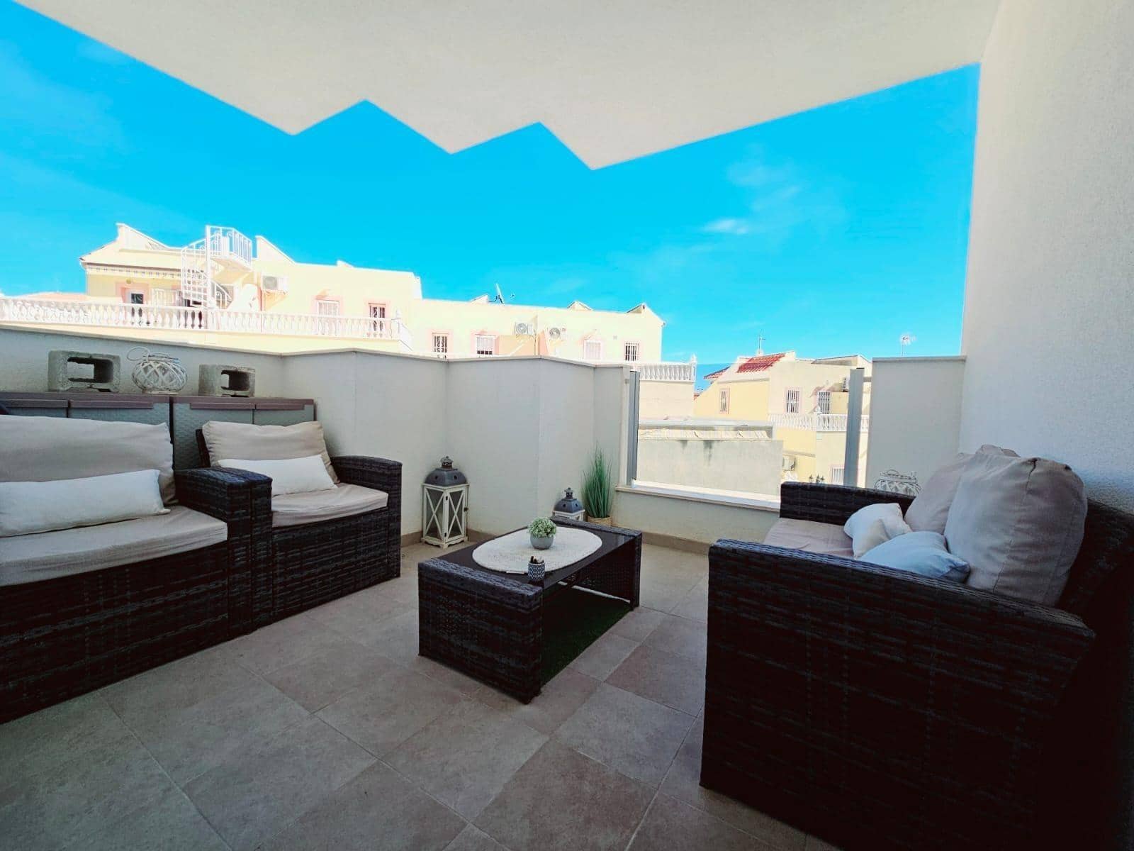 2 makuuhuone Huoneisto myytävänä paikassa Filipinas mukana uima-altaan 
autotalli - 215 000 € (Ref: 8869842)