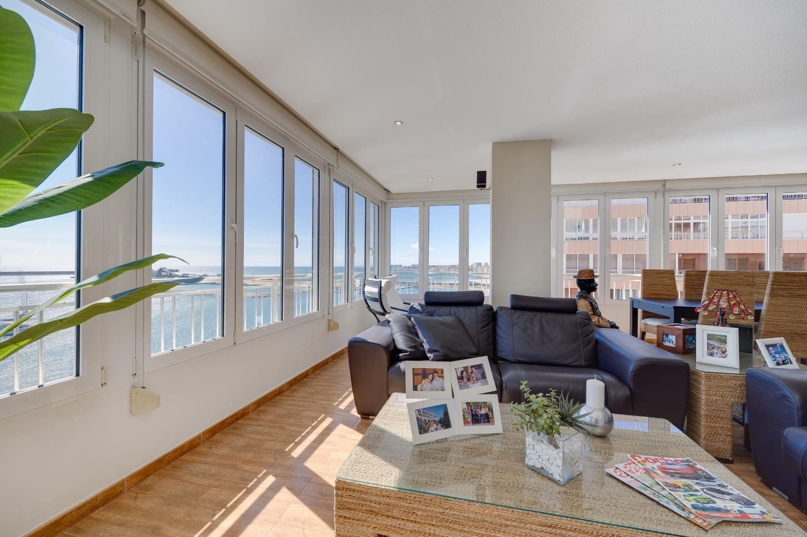 3 quarto Apartamento para venda em Torrevieja com piscina garagem - 379 000 € (Ref: 8874629)