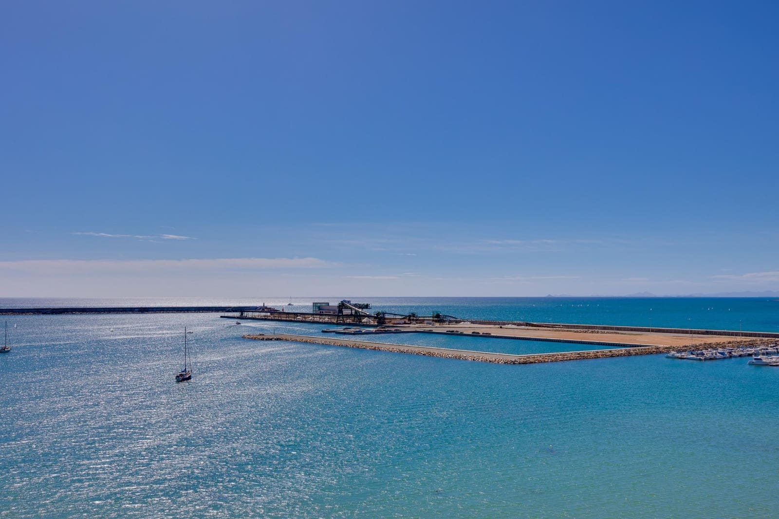 3 quarto Apartamento para venda em Torrevieja com piscina garagem - 379 000 € (Ref: 8874629)