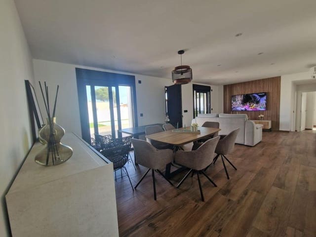 3 makuuhuone Huvila myytävänä paikassa Los Balcones - Los Altos, Torrevieja mukana uima-altaan - 525 000 € (Ref: 8985862)