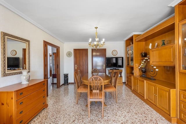 Apartamento de 3 habitaciones en Punta Prima, Torrevieja en venta con piscina - 189.900 € (Ref: 9005314)