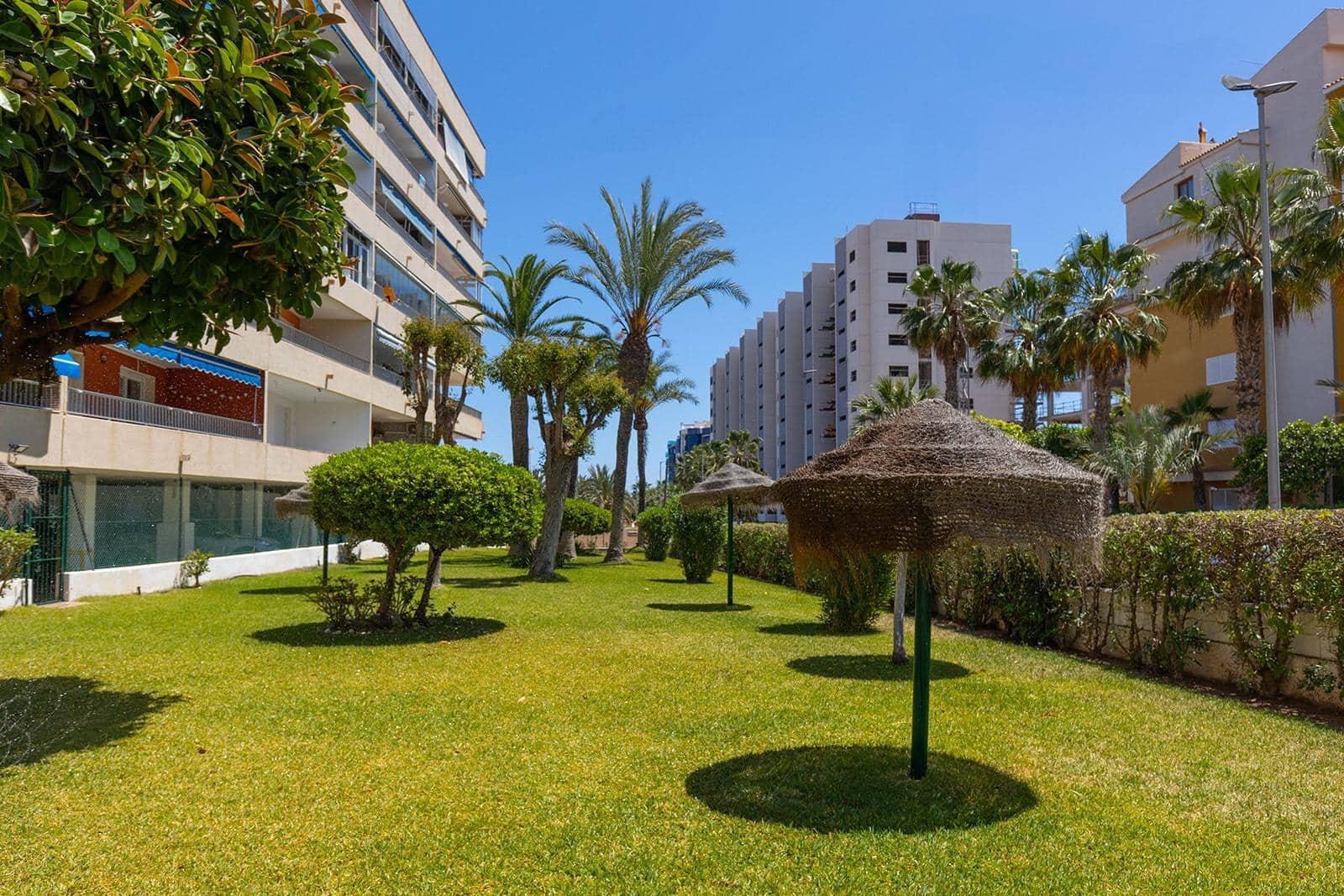 Apartamento de 3 habitaciones en Punta Prima en venta con piscina - 189.900 € (Ref: 9005314)