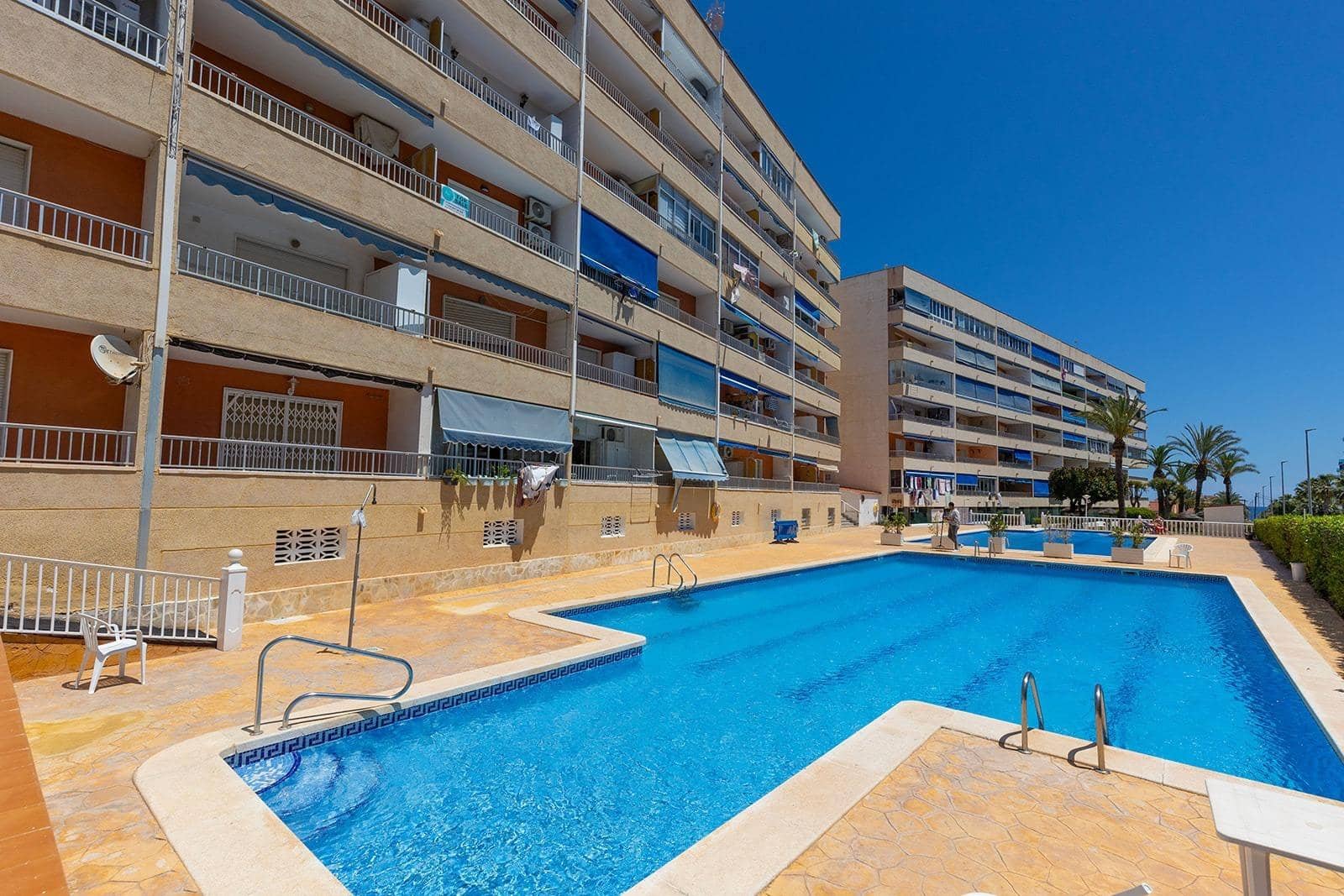 Apartamento de 3 habitaciones en Punta Prima en venta con piscina - 189.900 € (Ref: 9005314)
