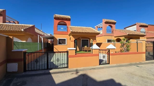 2 quarto Moradia para venda em Aguas Nuevas, Torrevieja com piscina - 266 000 € (Ref: 9007396)