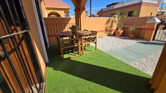 2 quarto Moradia para venda em Aguas Nuevas, Torrevieja com piscina - 266 000 € (Ref: 9007396)