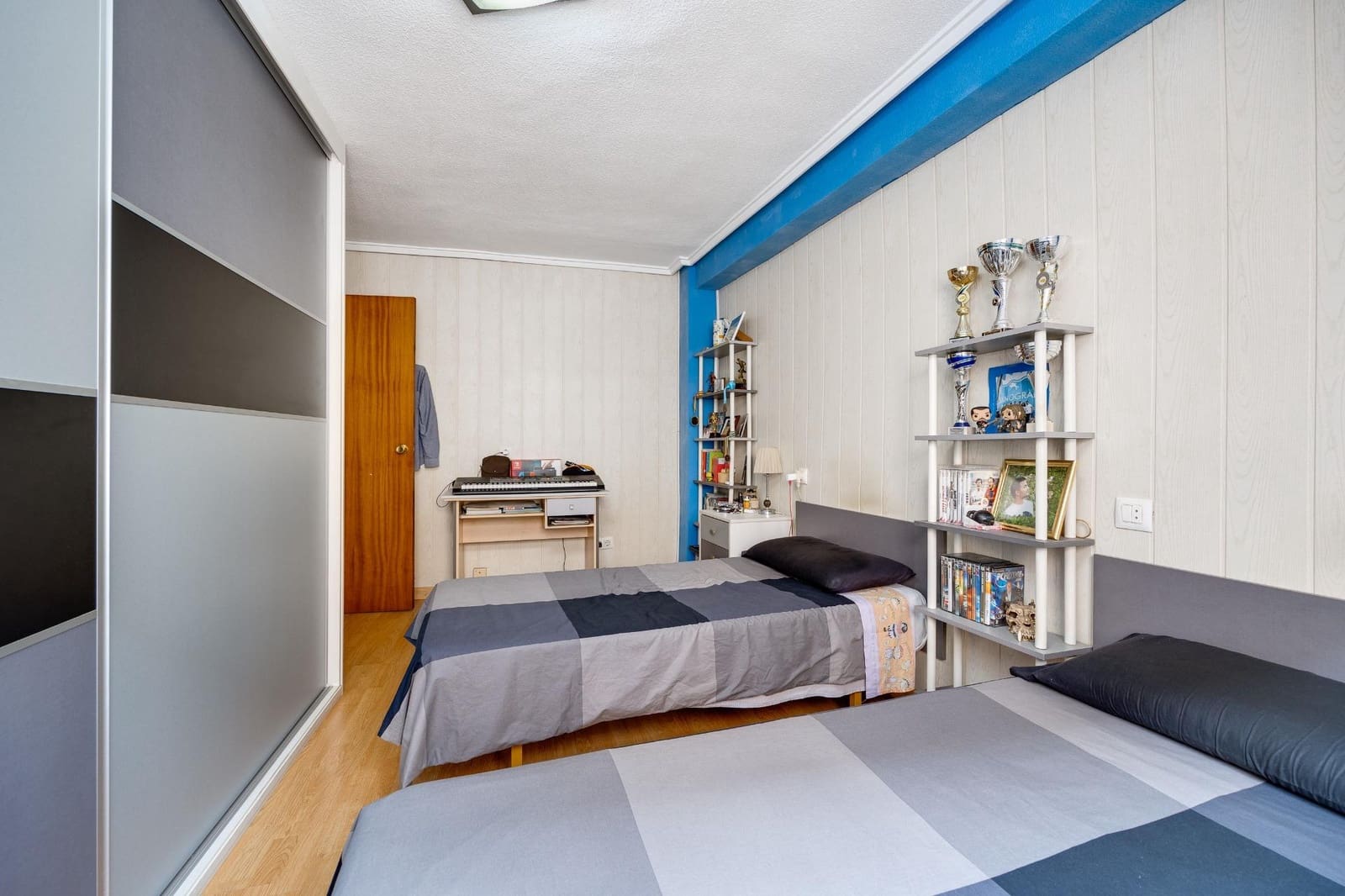 4 soveværelse Lejlighed til salg i Torrevieja - € 195.000 (Ref: 9007399)