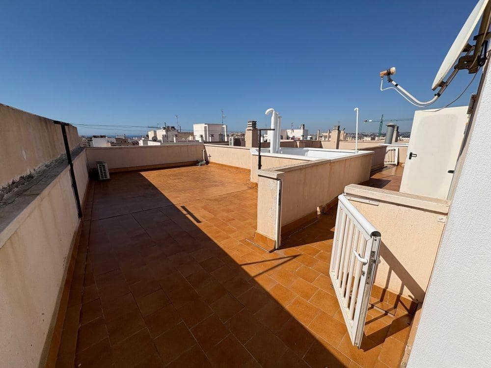 2 quarto Apartamento para venda em Torrevieja - 158 990 € (Ref: 9012249)
