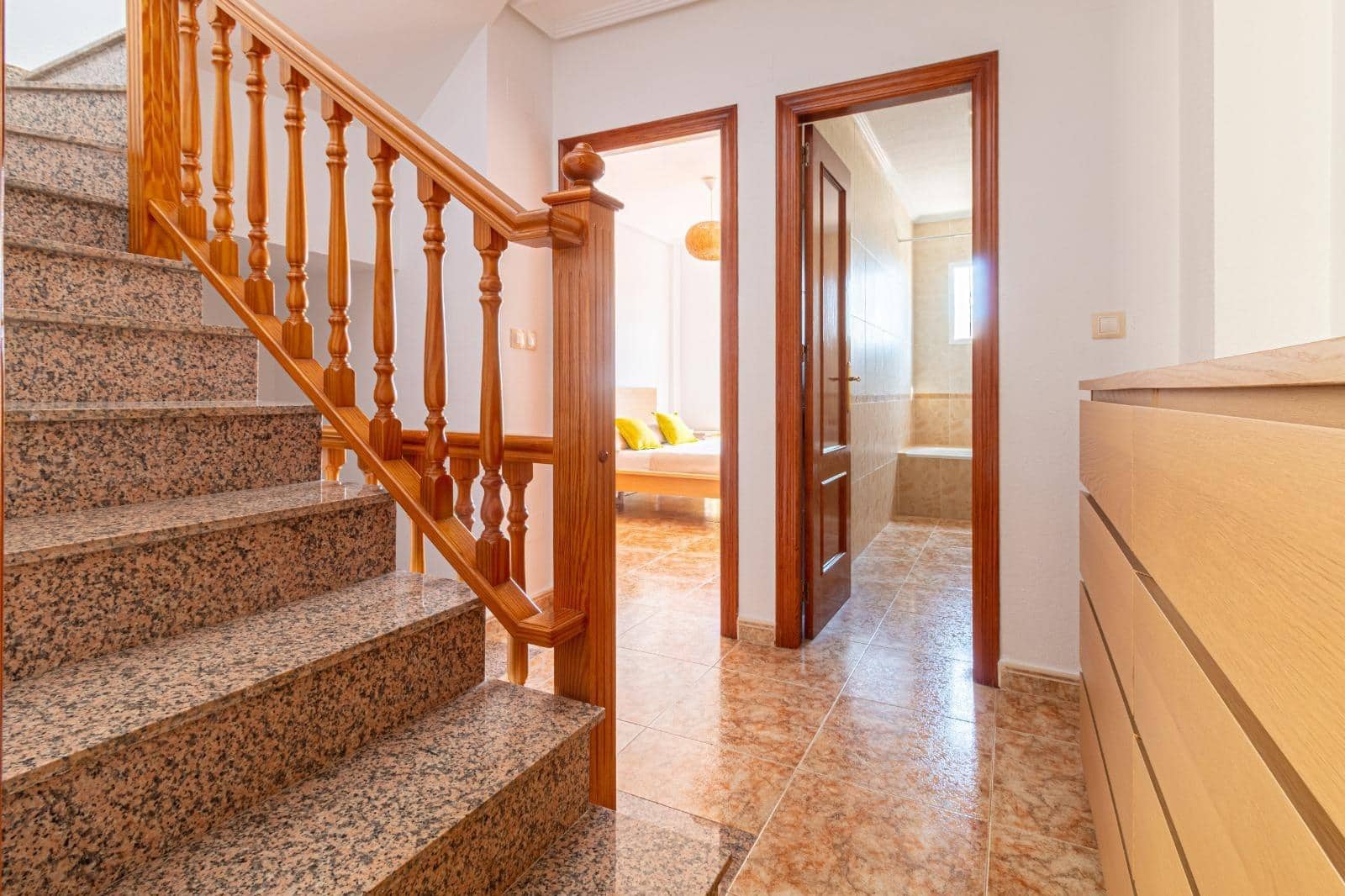 2 bedroom Terraced Villa for sale in Orihuela Costa with pool - € 184,900 (Ref: 9020701)